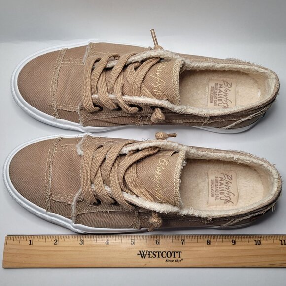 Blowfish Malibu Maxine Sneakers Tan Faux Sherpa Lined Womens 7.5 Minimalist Cozy - Picture 16 of 16